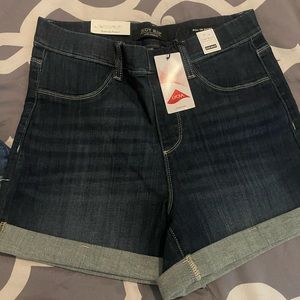 Judy Blue pull on shorts